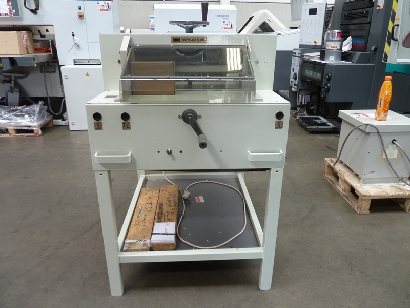Used guillotine machines IDEAL 48/3 PAPER CUTTER